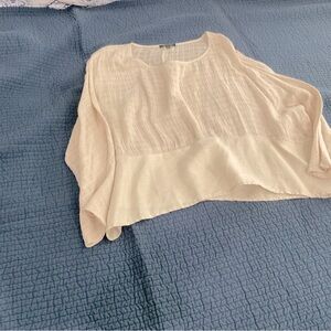 Gauze and linen batwing blouse
